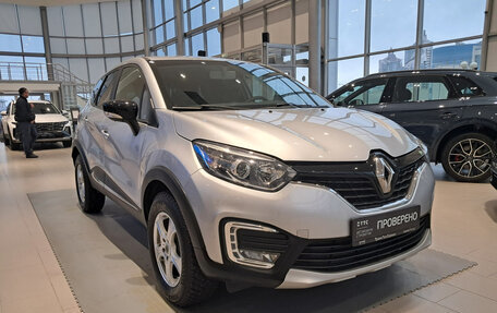 Renault Kaptur I рестайлинг, 2018 год, 1 616 000 рублей, 3 фотография