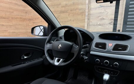 Renault Megane III, 2010 год, 829 000 рублей, 9 фотография
