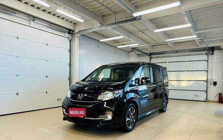 Honda Stepwgn IV, 2016 год, 2 229 000 рублей, 2 фотография