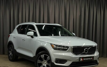 Volvo XC40 I, 2019 год, 2 599 888 рублей, 2 фотография