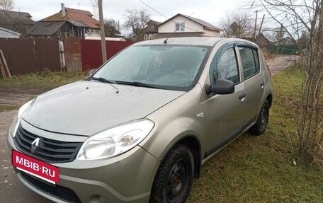 Renault Sandero I, 2011 год, 300 000 рублей, 2 фотография