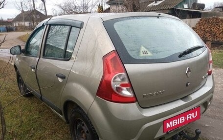 Renault Sandero I, 2011 год, 300 000 рублей, 3 фотография