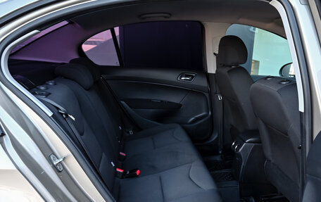 Peugeot 408 I рестайлинг, 2013 год, 540 000 рублей, 17 фотография