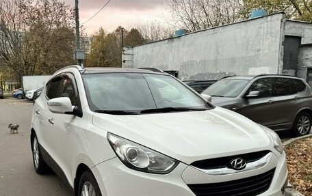 Hyundai ix35 I рестайлинг, 2012 год, 1 300 000 рублей, 2 фотография