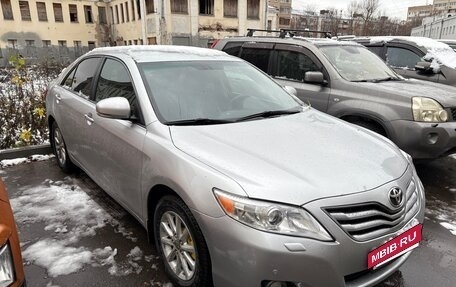Toyota Camry, 2010 год, 1 800 000 рублей, 2 фотография