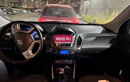 Hyundai ix35 I рестайлинг, 2012 год, 1 300 000 рублей, 7 фотография