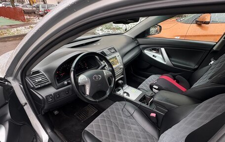 Toyota Camry, 2010 год, 1 800 000 рублей, 6 фотография