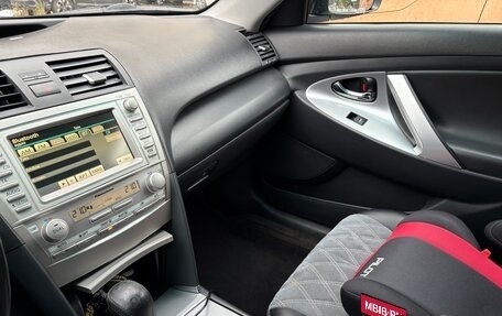 Toyota Camry, 2010 год, 1 800 000 рублей, 7 фотография