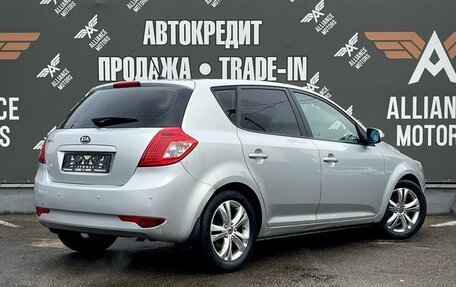 KIA cee'd I рестайлинг, 2010 год, 895 000 рублей, 8 фотография