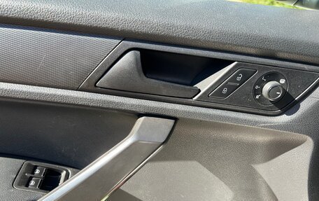 Volkswagen Caddy IV, 2018 год, 1 650 000 рублей, 15 фотография