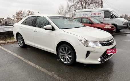 Toyota Camry, 2015 год, 1 745 000 рублей, 10 фотография