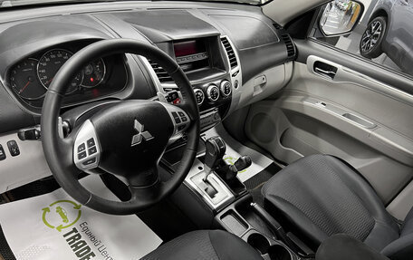 Mitsubishi Pajero Sport II рестайлинг, 2014 год, 1 495 000 рублей, 8 фотография