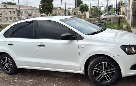 Volkswagen Polo VI (EU Market), 2014 год, 980 000 рублей, 3 фотография