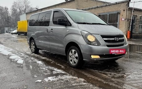 Hyundai Grand Starex Grand Starex I рестайлинг 2, 2014 год, 2 089 000 рублей, 3 фотография