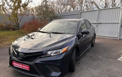 Toyota Camry, 2021 год, 2 890 000 рублей, 1 фотография