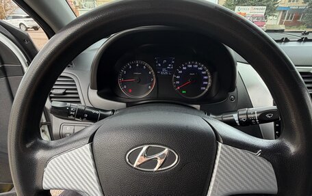 Hyundai Solaris II рестайлинг, 2014 год, 820 000 рублей, 14 фотография