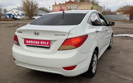 Hyundai Solaris II рестайлинг, 2014 год, 820 000 рублей, 7 фотография