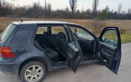 Volkswagen Golf IV, 2003 год, 200 000 рублей, 8 фотография