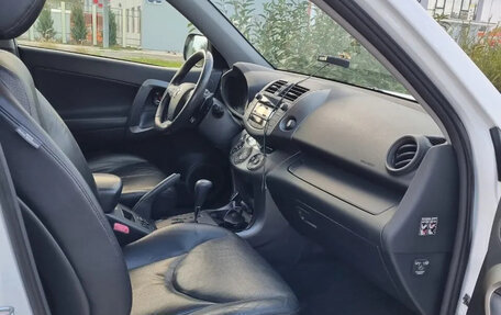 Toyota RAV4, 2012 год, 1 600 000 рублей, 5 фотография