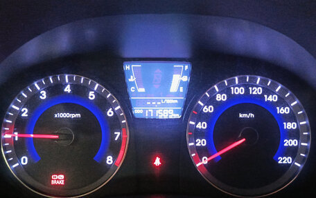 Hyundai Solaris II рестайлинг, 2014 год, 720 000 рублей, 16 фотография