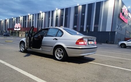 BMW 3 серия, 2004 год, 550 000 рублей, 15 фотография
