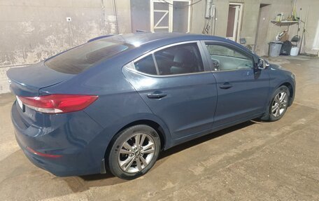 Hyundai Elantra VI рестайлинг, 2016 год, 1 150 000 рублей, 4 фотография