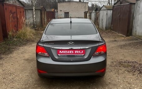 Hyundai Solaris II рестайлинг, 2016 год, 850 000 рублей, 2 фотография