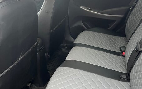 Hyundai Solaris II рестайлинг, 2016 год, 850 000 рублей, 10 фотография