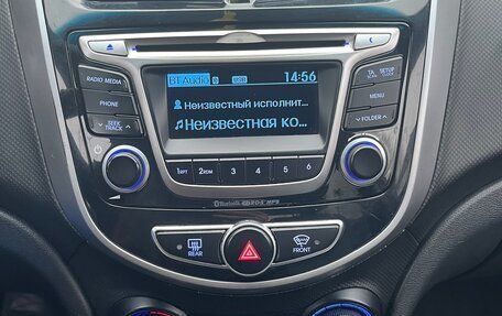 Hyundai Solaris II рестайлинг, 2016 год, 850 000 рублей, 21 фотография