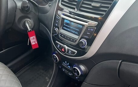Hyundai Solaris II рестайлинг, 2016 год, 850 000 рублей, 20 фотография