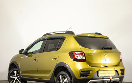 Renault Sandero II рестайлинг, 2015 год, 889 000 рублей, 7 фотография