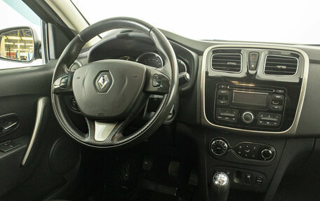 Renault Sandero II рестайлинг, 2015 год, 889 000 рублей, 13 фотография