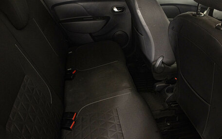 Renault Sandero II рестайлинг, 2015 год, 889 000 рублей, 11 фотография