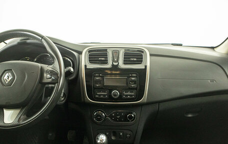 Renault Sandero II рестайлинг, 2015 год, 889 000 рублей, 14 фотография