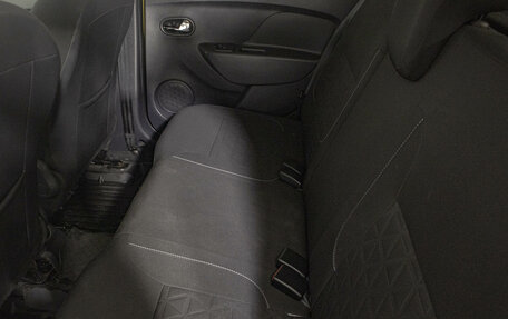 Renault Sandero II рестайлинг, 2015 год, 889 000 рублей, 10 фотография