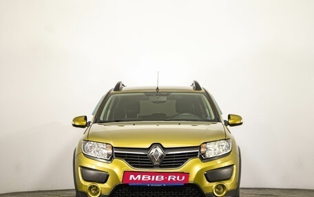 Renault Sandero II рестайлинг, 2015 год, 889 000 рублей, 2 фотография