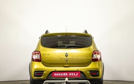 Renault Sandero II рестайлинг, 2015 год, 889 000 рублей, 6 фотография