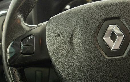 Renault Sandero II рестайлинг, 2015 год, 889 000 рублей, 17 фотография