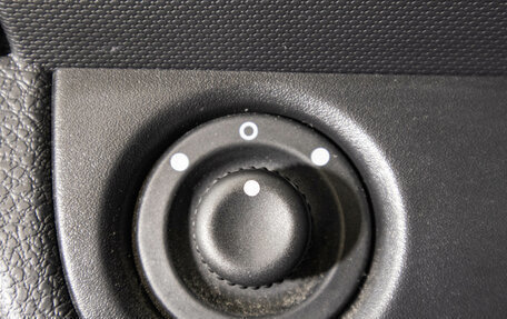 Renault Sandero II рестайлинг, 2015 год, 889 000 рублей, 23 фотография