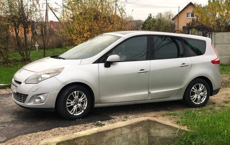 Renault Scenic III, 2010 год, 900 000 рублей, 1 фотография