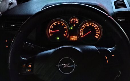 Opel Zafira B, 2011 год, 750 000 рублей, 19 фотография