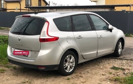 Renault Scenic III, 2010 год, 900 000 рублей, 4 фотография