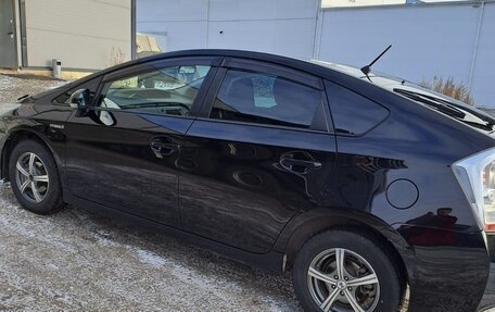 Toyota Prius, 2010 год, 1 020 000 рублей, 3 фотография