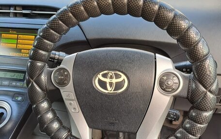 Toyota Prius, 2010 год, 1 020 000 рублей, 7 фотография