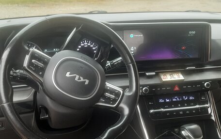 KIA Carnival, 2023 год, 4 800 000 рублей, 2 фотография