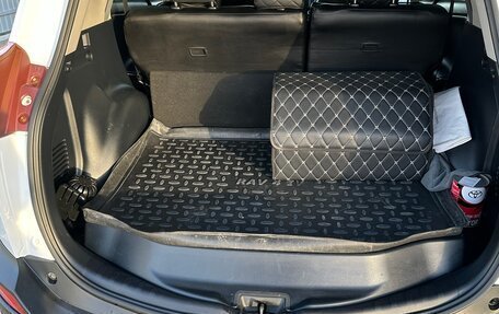 Toyota RAV4, 2015 год, 1 700 000 рублей, 13 фотография