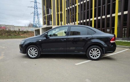 Volkswagen Polo VI (EU Market), 2011 год, 630 000 рублей, 2 фотография