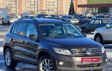 Volkswagen Tiguan I, 2015 год, 890 000 рублей, 2 фотография