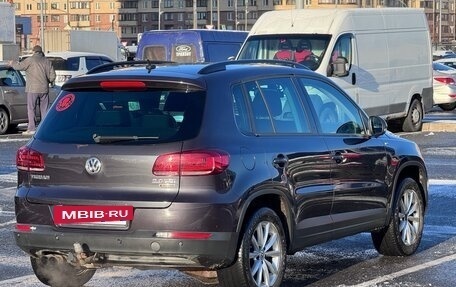 Volkswagen Tiguan I, 2015 год, 890 000 рублей, 4 фотография