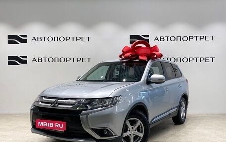 Mitsubishi Outlander III рестайлинг 3, 2015 год, 1 399 000 рублей, 3 фотография